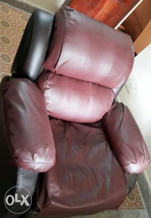 I want to sell my Recliner imp leather sofa single seat