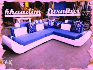 L shap sofa corner so blue and whaite coloure