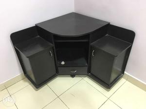 TV corner unit- In good condition