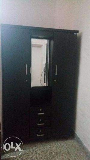 Twin wardrobe with Dressing mirror and 3 drawers for sale