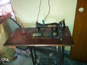 Vintage Usha sewing machine