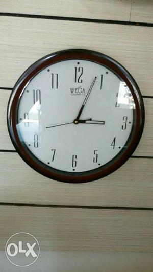 Wall clock. fixed price. genuine buyers at this.