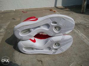 BRAND NEW Nike men's hyperdunk  Size US 14
