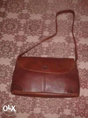 Beautiful and New Brown Leather Bag for women