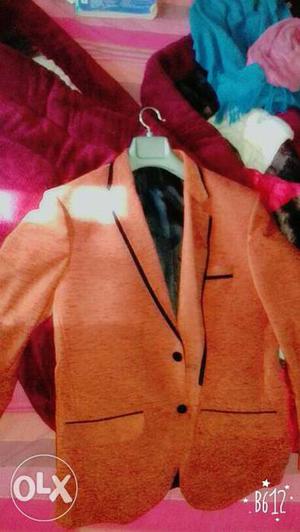 In a very good condition This coat is in carrot