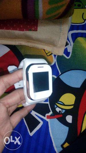 New touchscreen watch and mobile 1sim card