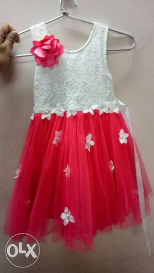 Pink colour from. in good condition size for 3-4
