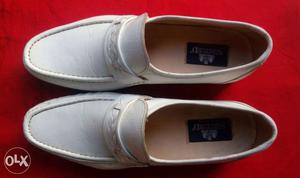White full leather 1/2 shoes new pair. size 8.