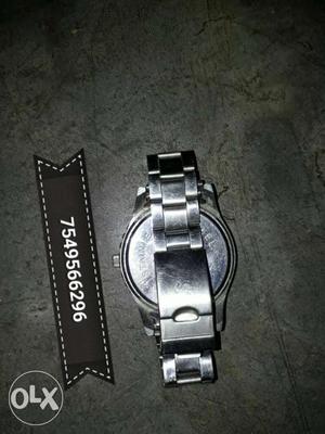 Wrist chain watch in aone conditions anddiscount