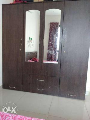 3 piece wardrobe 6 ft*6.3 ft with mirror for sell