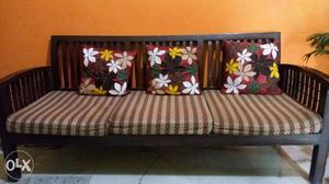 3+1+1 seater Sofa in good condition