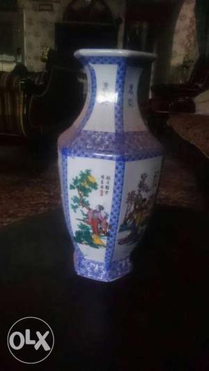 Ceramic vase brand new