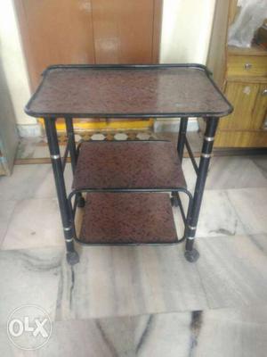 I want to sell my table it is in good condition