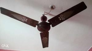Seiling fan in good running condition