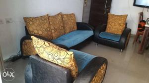 Sofa Set In Neral