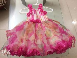 Beautiful party frock for 4-6 year old girls (like new)