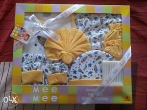 Mee Mee New born baby yellow gift set..Original