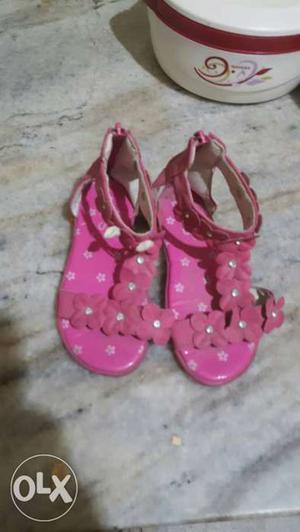 Pink casual wear zip on ballerinas for 3- 5 yrs