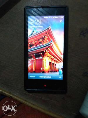 Very good phone like as new condition no stretch