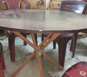 Sale of Dining Table with 4 Plastic chairs Hyderabad