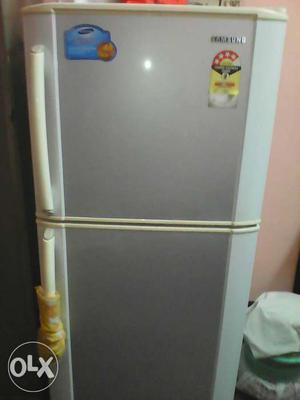 230 ltr fridge