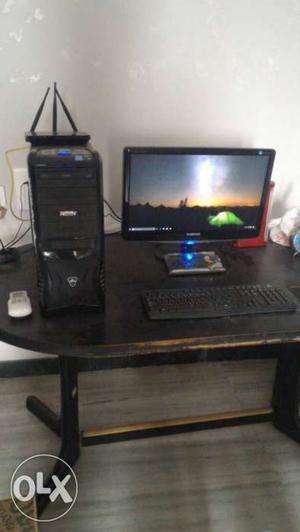Computer for sale. Game specs.