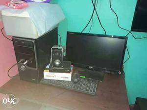 Excellent condition..18inches led display 2gb ram