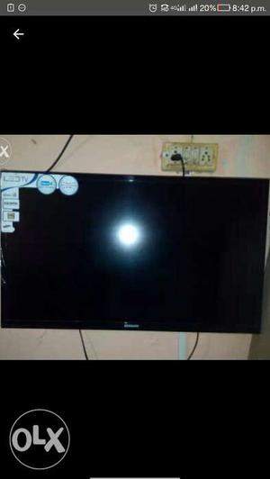 Full HD Samsung led 32" in good condition only 2 year old