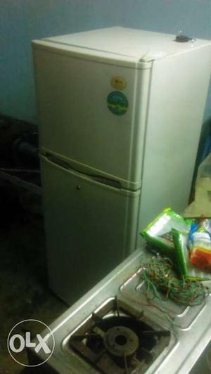 It is only 3 yr old fridge, urgent sale.