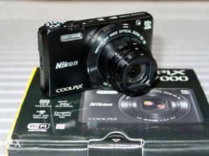 Nikon coolpixl s with box and warranty and