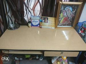 An Year Old computer table for sale