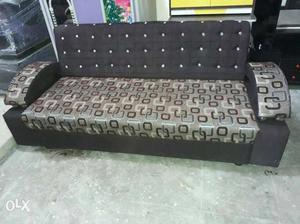 Brand new sofa set 3+2