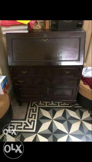 Brown Slant Top Drawer Chest