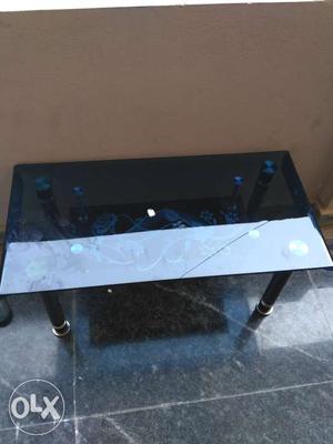 Table for sale,1 year used