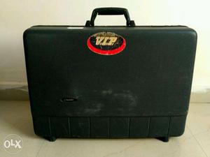VIP Crusader - Big Suitcase-Grey color - For sale