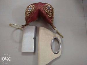 3 Coins Pouch