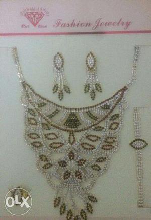 Imported new artificial jewellery set for sale..with ring &