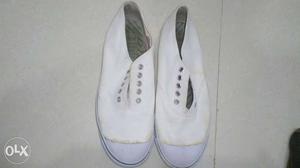 Lakhani canvas shoes