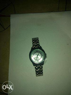 Timex quartz chain watch