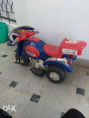 Battery operated car with charger...Very good