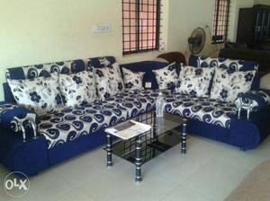 Blue And White Livingroom Set