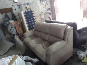 Dis is a new Sofa new in My workshop