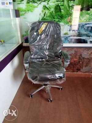 Executive office chair at low price