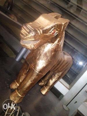 Pure wooden golden horse showpiece pair antique
