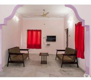 Rent a furnished flat on sharing for boys in Madhapur