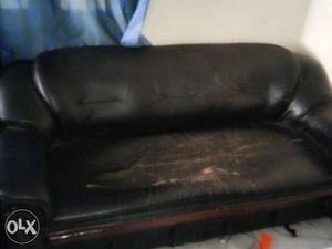 Sofa used, a hole in the centre, can be