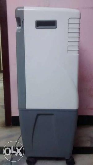 1 year old good condition air cooler