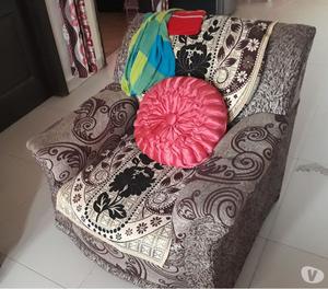 5 seater sofa set with center table of  rs Gurgaon