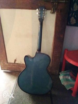 Acoustic Guitar in new condition