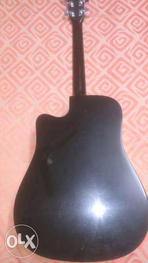 Black Single Cutaway Guitar